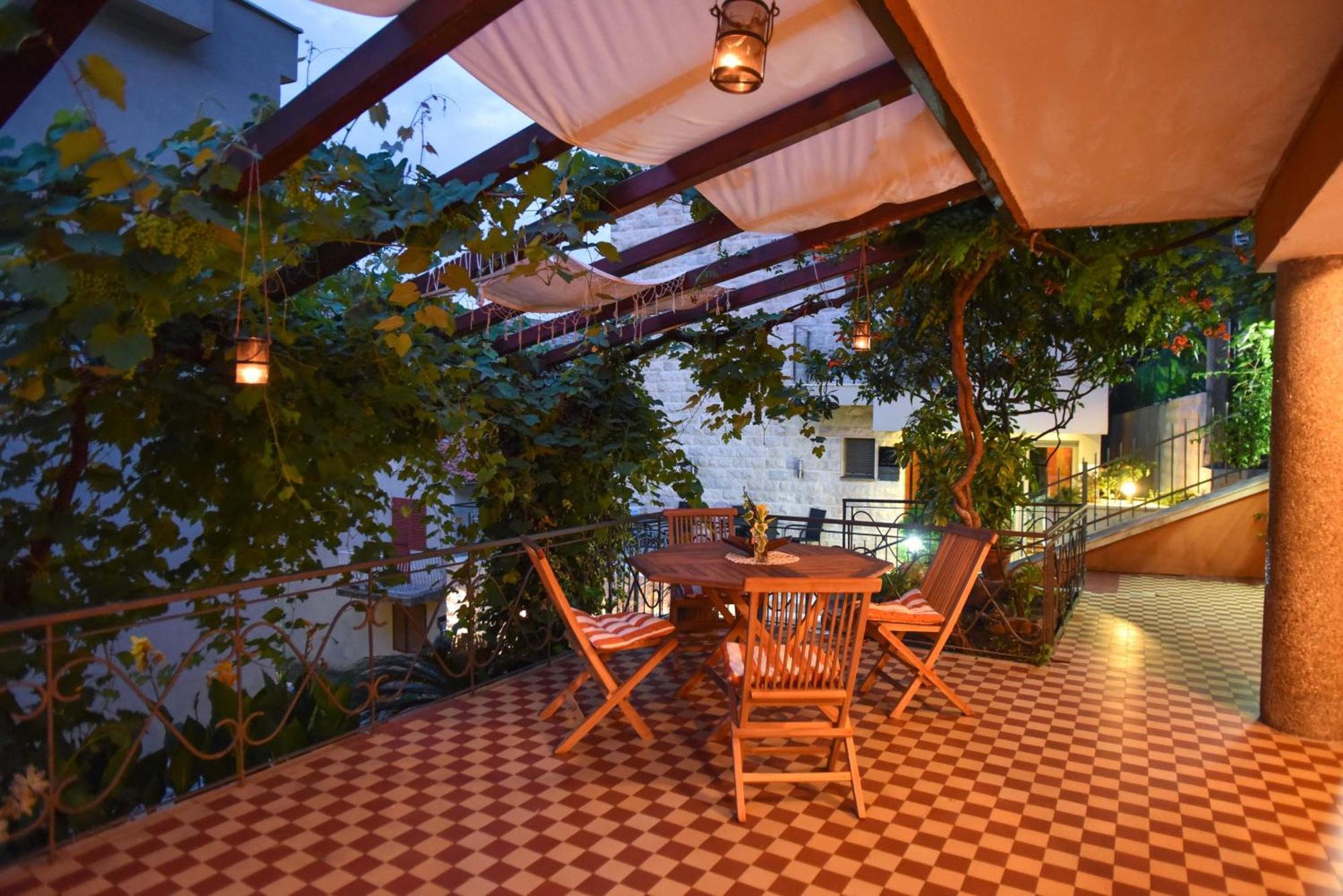 Guest House Amfora Budva Eksteriør billede