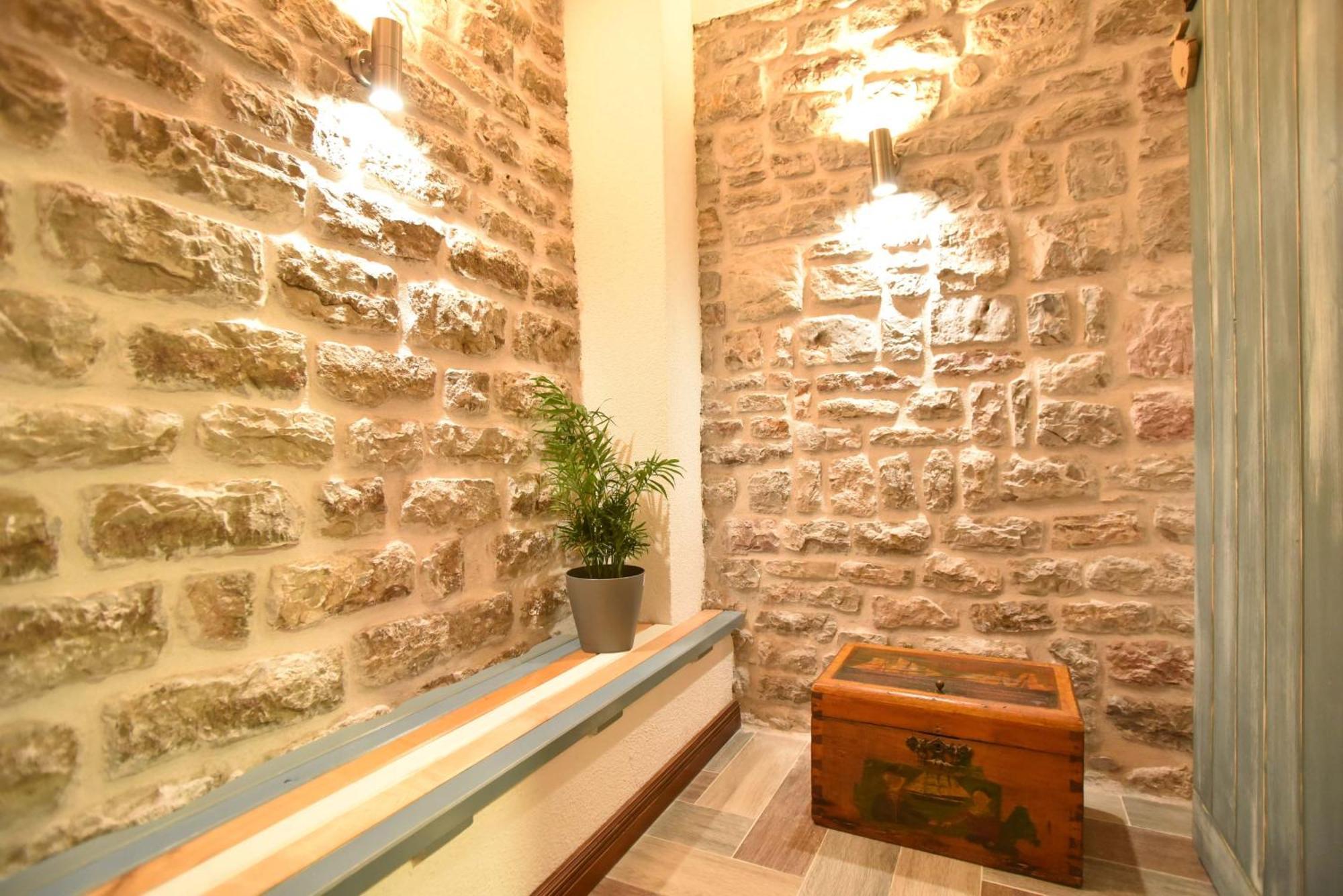 Guest House Amfora Budva Eksteriør billede